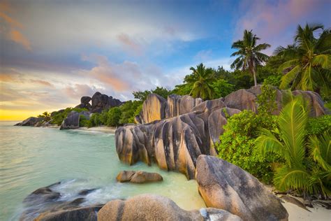 seychelles travel guide essential facts  information