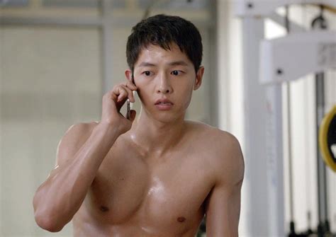 korean male stars with hot abs entertainment news asiaone