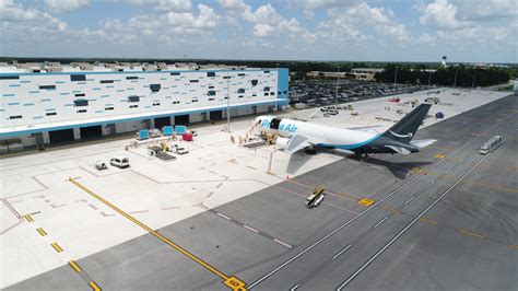 amazon airs regional air hub  lakeland linder international airport florida