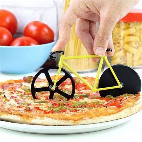 38 Kitchen Products For Anyone Who Still Plays With Their Food Pizza