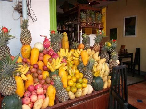 noy s fruit heaven in vientiane restaurant in vientiane laos justgola