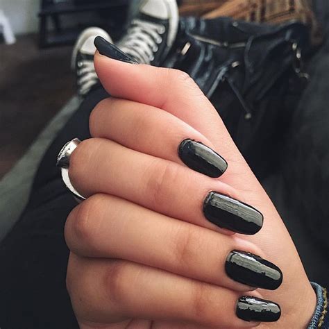 black black nails allblack allblackeverything inspo