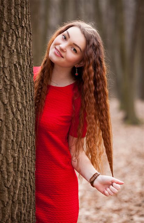 photo of an 18 year old pretty girl photographed by serhiy lvivsky in