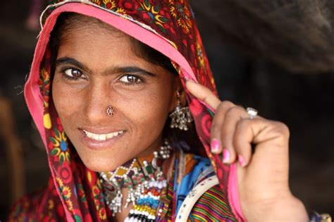 india beautiful tribal woman in kutch dietmar temps photography