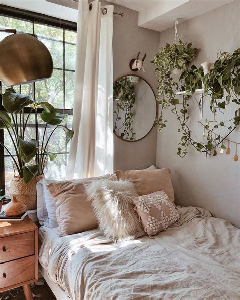 simple bedroom decor ideas    magzhouse