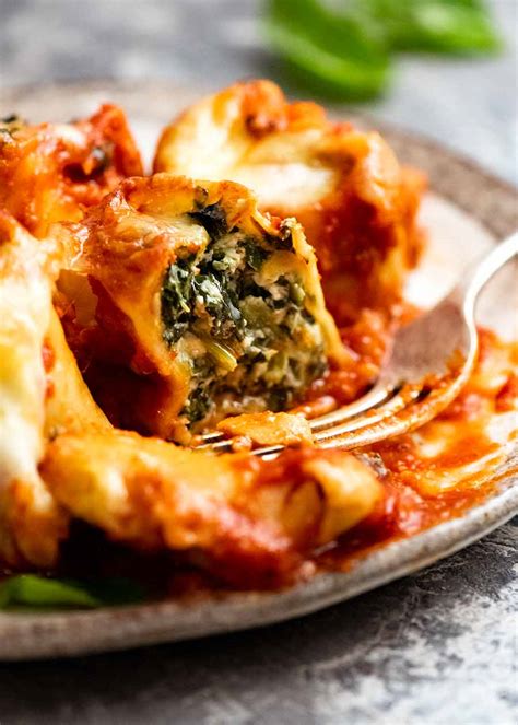 spinach  ricotta lasagne recipe jamie oliver image  food recipe