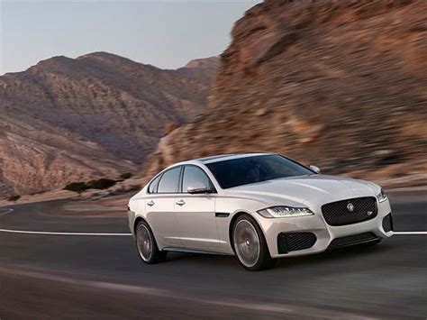 Jaguar Unveils New India Made Xf Version At Rs 47 50 Lakh