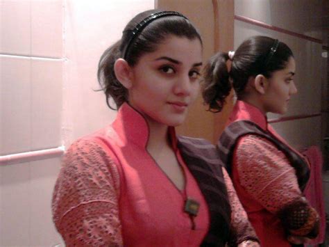 Bollwood Hungama Cute Hot Delhi Girls 2013