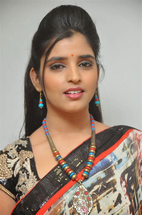 Anchor Syamala Sexy In Brown Saree Stills Latest Indian