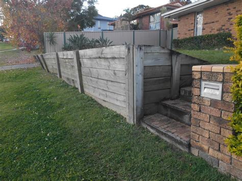 australian retaining walls flush face garden wall blocks  matching