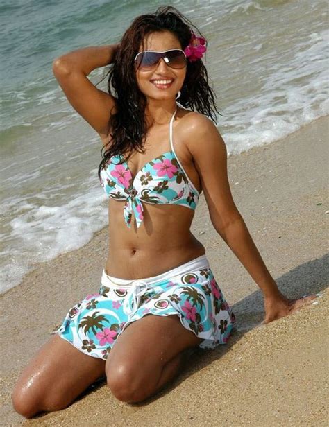 indian hot pics kannada actress dimple chopda hot photos