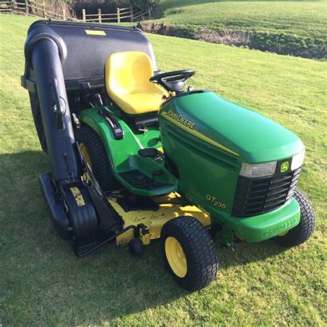 John Deere Gt235 Garden Tractor Bertie Green