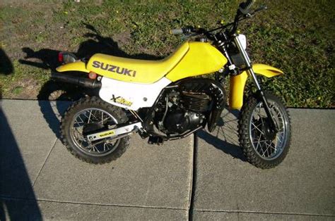 suzuki cc  sale  motos