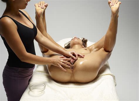 dominika clush labia massage 2012 06 27 007 xxxxxl dominikaclushlabiamassage 2012 06 27
