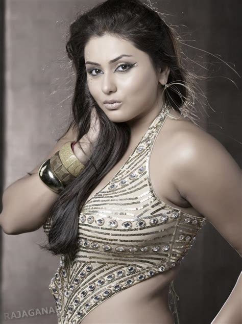indian garam masala actress namitha latest hot photos collection in high resolution