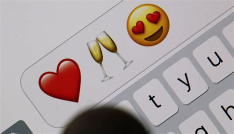 Uso De Emojis Hace Que La Gente Tenga Más Sexo ¡a Enviar Emojis