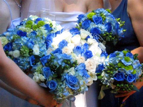 blue wedding flowers  wedding ideas vendors  wedding inspirations