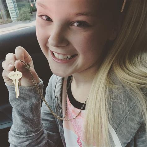 dance moms season 7 cast spoilers jojo siwa staying with the show for now christian news