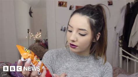 Reaction Video British Girl Tries American Sweets Bbc News