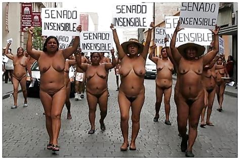 400 pueblos naked protest 60 pics