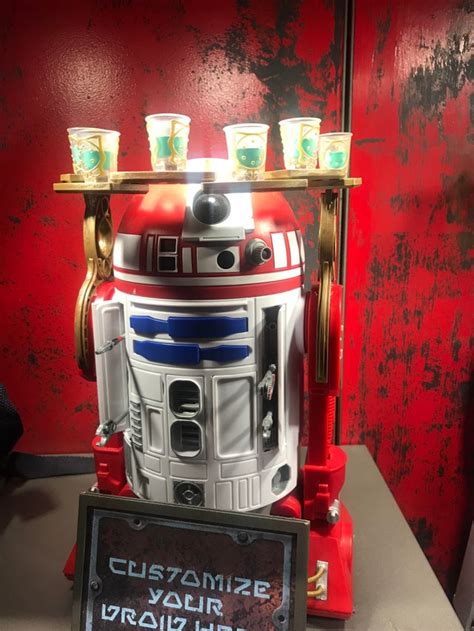 droid depot    unit displaying optional starbucks delivery tray