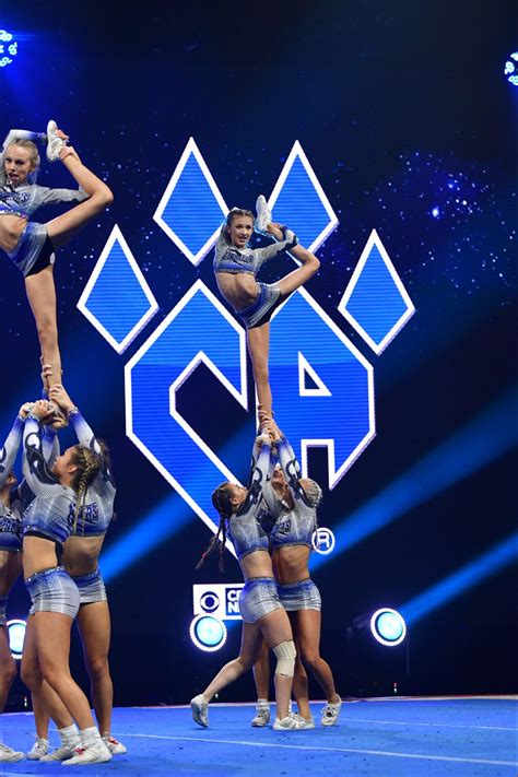 Pin By Jill Watson On Cheerleading Cheer Stunts Cheer Athletics