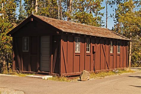 Old Faithful Lodge Cabins Yellowstone Natl Park Wy