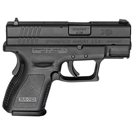 springfield xd   compact semi automatic  smith wesson