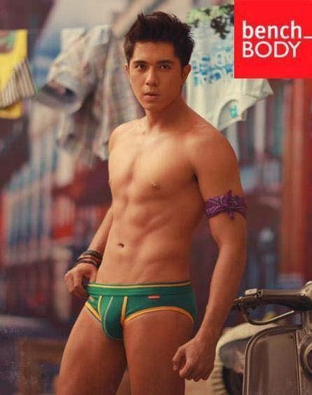 Paulo Avelino It’s Gettin’ Hot In Here So Take Off All