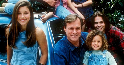 ‘7th Heaven’ Stars Then And Now