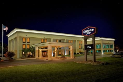 hampton inn sevierville   updated  prices hotel