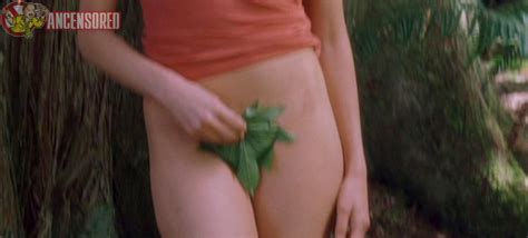 naked naomi watts in we don t live here anymore