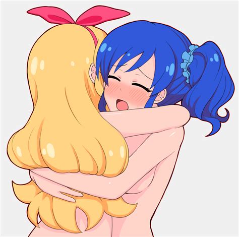 Hoshimiya Ichigo And Kiriya Aoi Aikatsu And 1 More