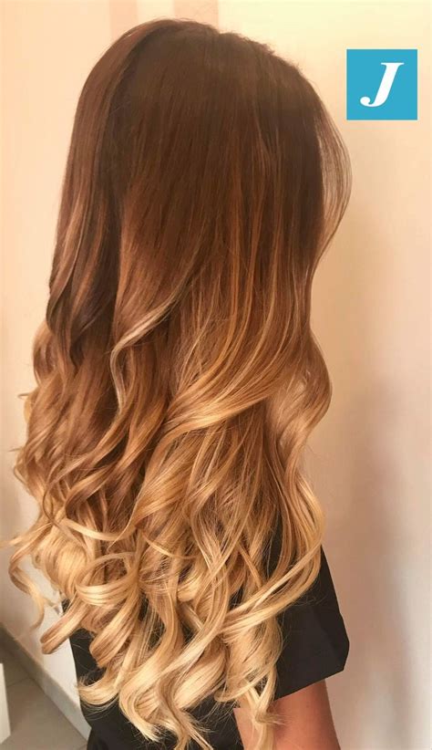 Il degradé joelle si può realizzare su tutti i tipi di capelli! DegradÃ© Joelle | Capelli castani con riflessi biondi, Capelli lunghi