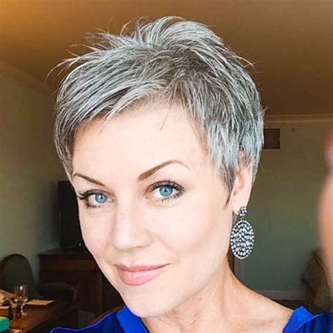 20 Best Short Haircuts For Older Women – Nicestyles