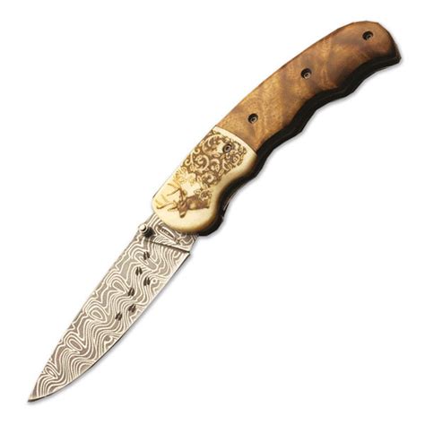 White Tailed Deer Pocket Knife Wildlife Pocket Knives Knives
