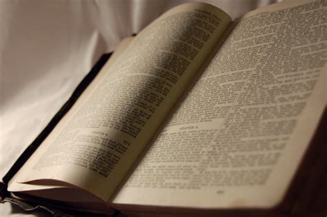 bible  photo  freeimages