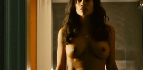 hollywood actress rosario dawson leaked nude selfie in a mirror
