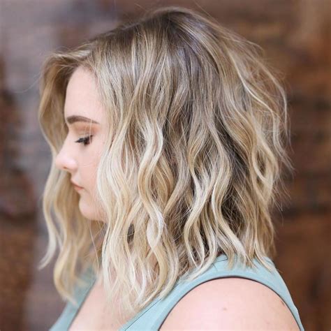 11 scalato con capelli lunghi. Taglio capelli bob lungo (2021): 50 migliori esempi - capellidistile.it