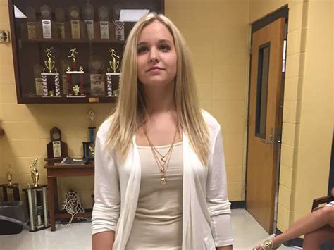 teenage girl sent home for violating school dress code