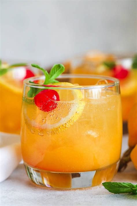 20 Fabulously Easy Cocktails To Make At Home Wow It S Veggie