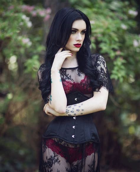 the 25 best goth girls ideas on pinterest gothic beauty goth and nu goth style