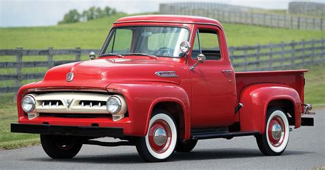greatest classic pickup trucks  built  concept cars