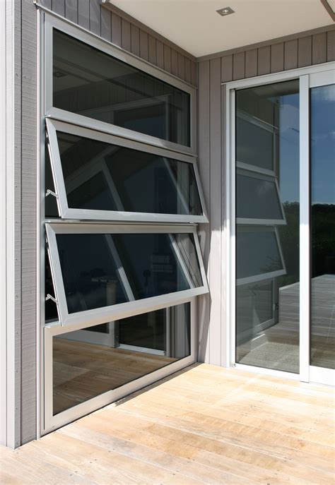 windows  apl  fitted  restrictor stays  secure ventilation accessible