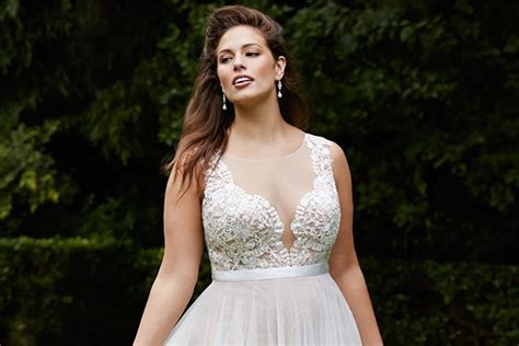 25 wedding dresses for curvy brides plus size wedding dresses