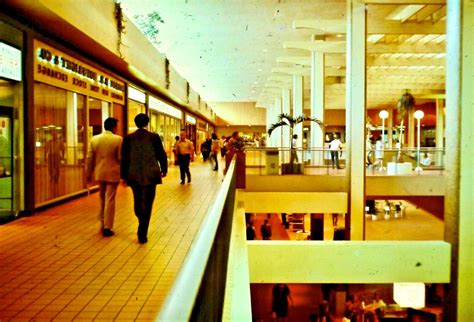 midtown plaza shopping mall  rochester  york