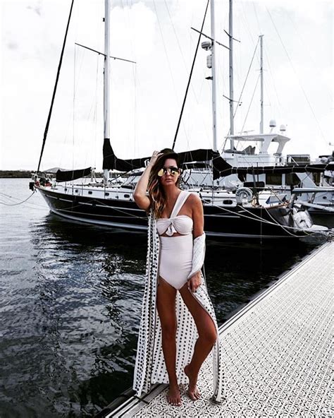 curacao travelwithlovely    lovely outfit accessories hamptons style