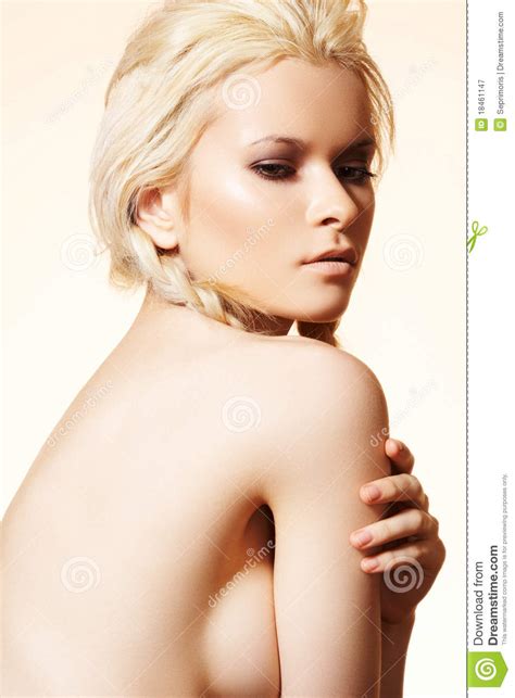 Wellness Body Care Skin Natural European Beauty Royalty