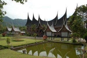 daftar nama rumah adat indonesia minangkabau culture indonesia traditional houses