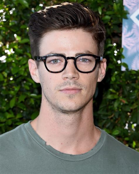 22 Men S Hairstyles With Glasses To Look Cool And Stylish